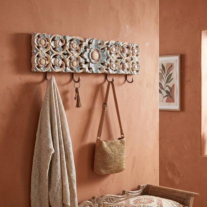 Carved Hanger - Cinta